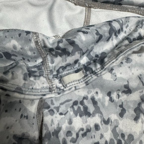 Athleta Womens Small Gray White Dapple Pockets Low Rise Be Free Knicker Leggings - Picture 5 of 9